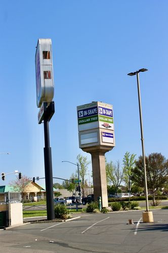 Venetian Square Shopping Center: 4555 N Pershing Ave, Stockton, CA 95207